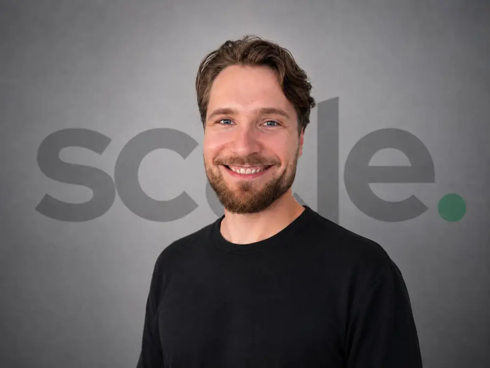 Gustav Seifert, Solutions Engineer bei scale.
